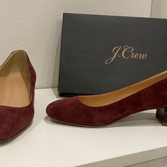 Suede pump with croc heel size 7 - Picture 1 of 6